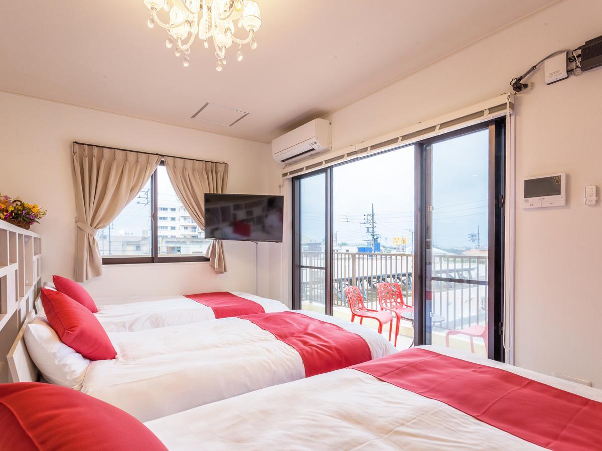 Kariyushi Condominium Resort Yomitan Ryukyu Tabikan In Zampamisaki מראה חיצוני תמונה